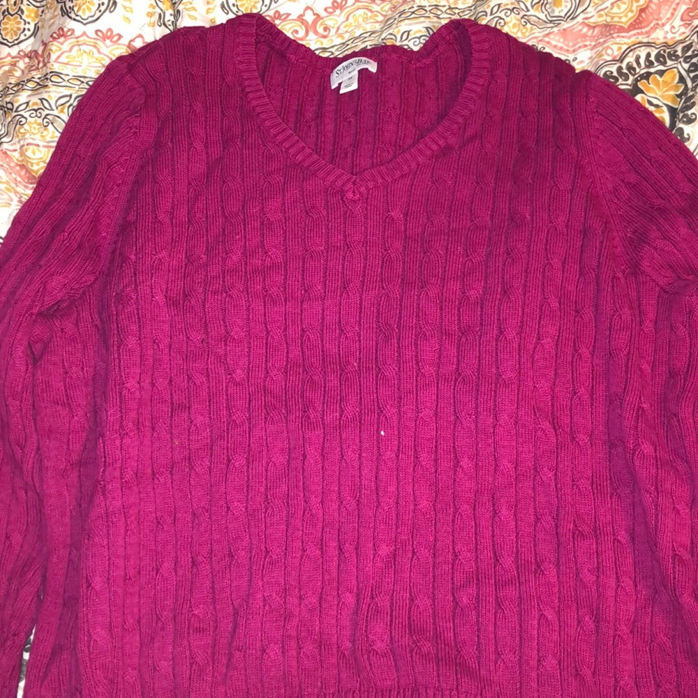 Cable knit v neck sweater